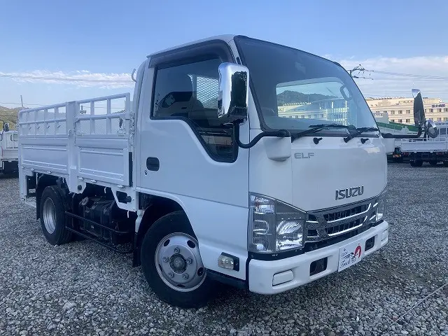 いすゞ エルフ TRG-NKR85A(2WD)の写真3