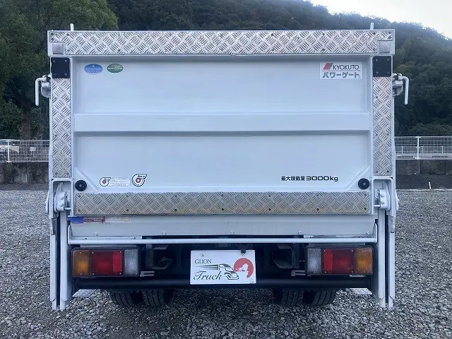 いすゞ エルフ TRG-NKR85A(2WD)の写真7