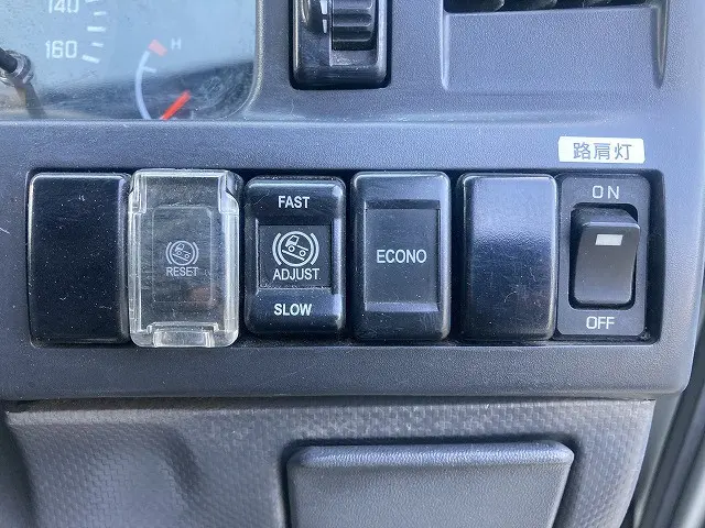 いすゞ エルフ TRG-NKR85A(2WD)の写真30