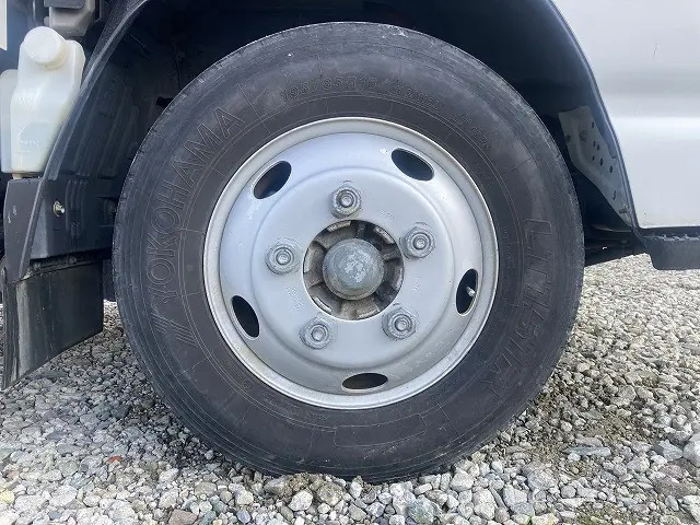 いすゞ エルフ TRG-NKR85A(2WD)の写真34