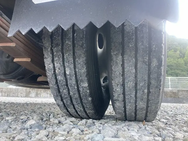 いすゞ エルフ TRG-NKR85A(2WD)の写真38