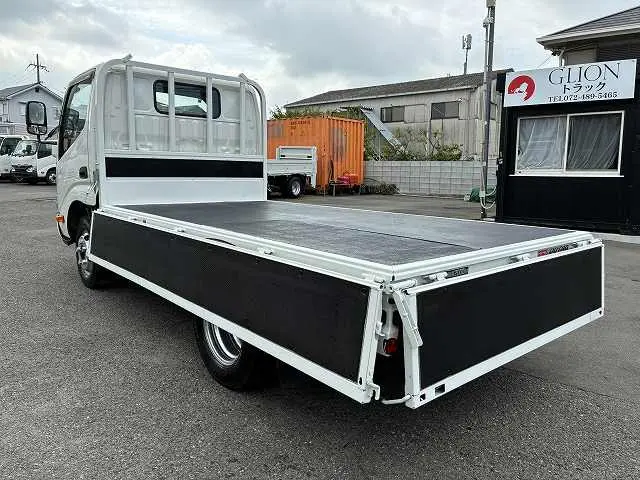 日野 デュトロ TKG-XZU605M(2WD)の写真13