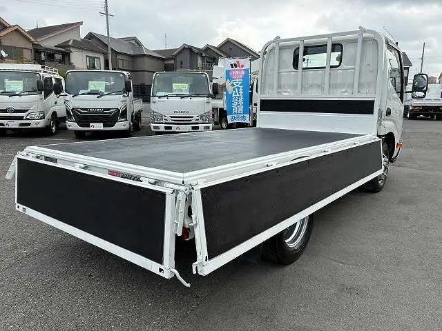 日野 デュトロ TKG-XZU605M(2WD)の写真15