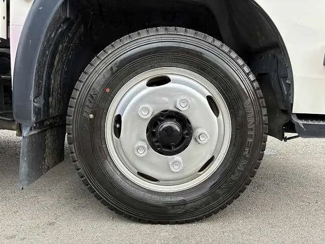 日野 デュトロ TKG-XZU605M(2WD)の写真31