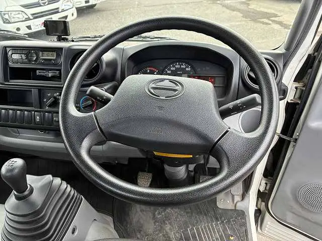 日野 デュトロ TKG-XZU605M(2WD)の写真38