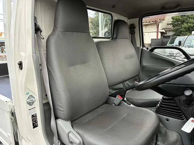 日野 デュトロ TKG-XZU605M(2WD)の写真39