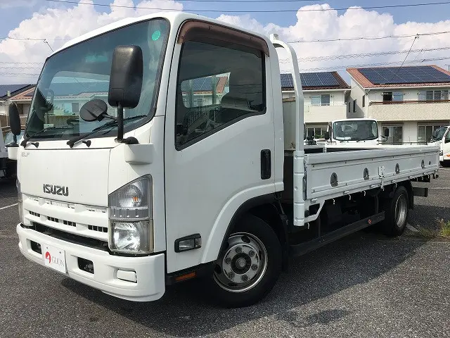 いすゞ エルフ TKG-NPR85AR(2WD)の写真1