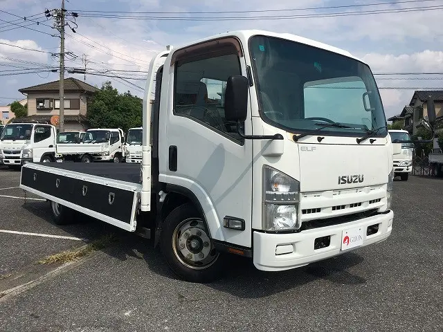 いすゞ エルフ TKG-NPR85AR(2WD)の写真10