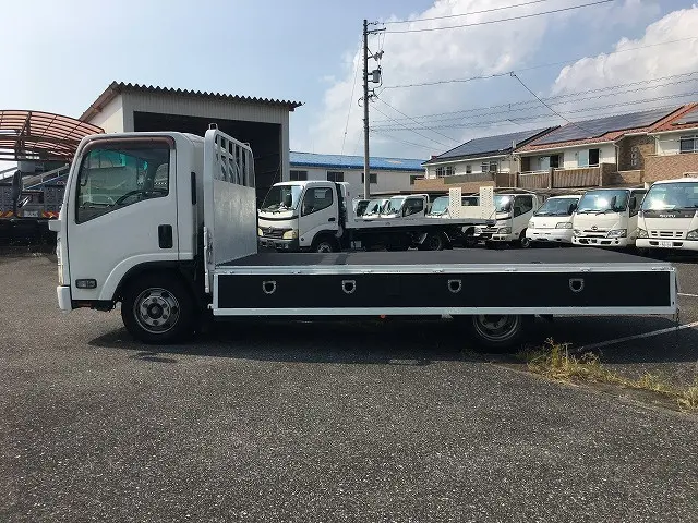 いすゞ エルフ TKG-NPR85AR(2WD)の写真11