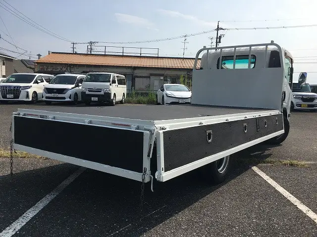 いすゞ エルフ TKG-NPR85AR(2WD)の写真15