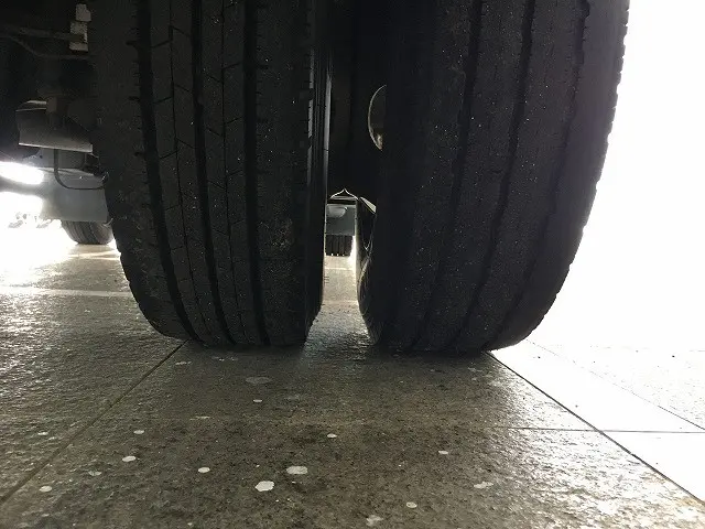 いすゞ エルフ TKG-NPR85AR(2WD)の写真37