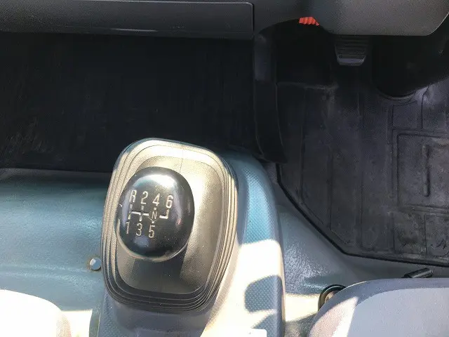 いすゞ エルフ TKG-NPR85AR(2WD)の写真40