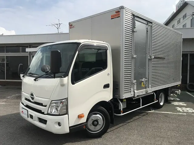 日野 デュトロ 2RG-XZU710M(2WD)の写真1