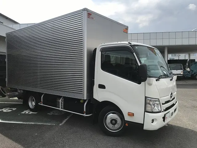 日野 デュトロ 2RG-XZU710M(2WD)の写真3