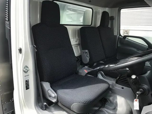 日野 デュトロ 2RG-XZU710M(2WD)の写真36