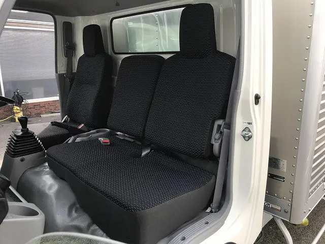 日野 デュトロ 2RG-XZU710M(2WD)の写真37