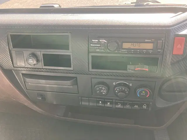 日野 レンジャー 2KG-FC2ABA(2WD)の写真42