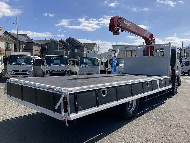 いすゞ フォワード 2PG-FRR90S1(2WD)の写真15