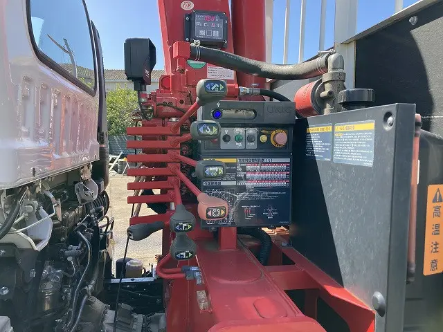 いすゞ フォワード 2PG-FRR90S1(2WD)の写真19