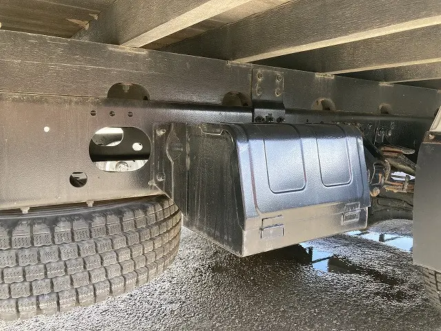 いすゞ フォワード 2PG-FRR90S1(2WD)の写真23