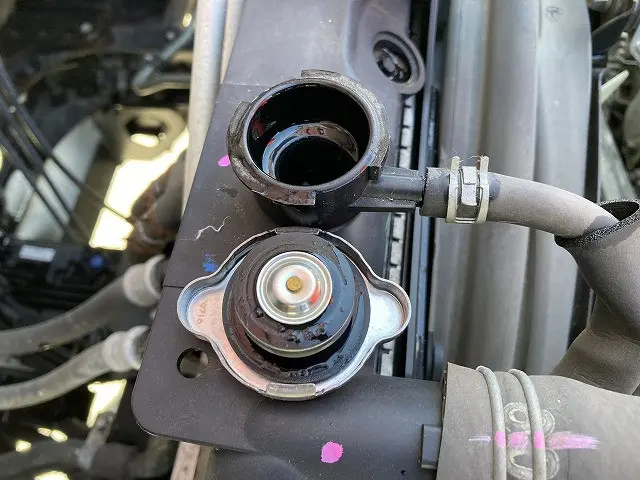 いすゞ フォワード 2PG-FRR90S1(2WD)の写真41