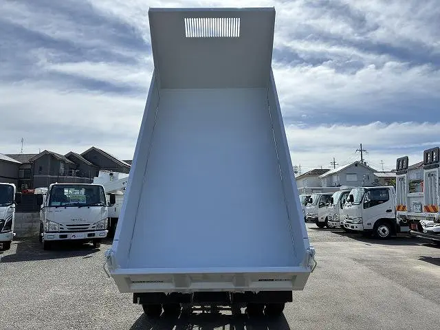 いすゞ エルフ 2RG-NKR88AT(2WD)の写真7