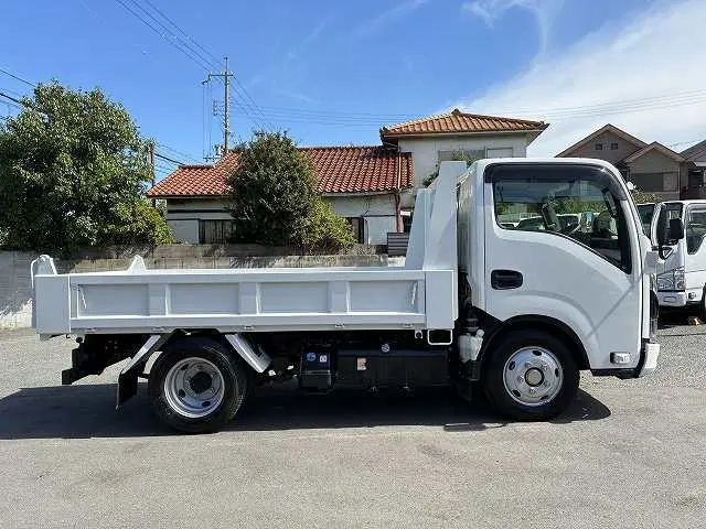 いすゞ エルフ 2RG-NKR88AT(2WD)の写真12