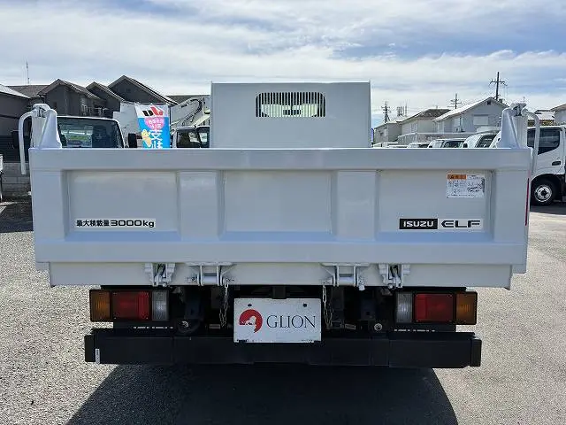 いすゞ エルフ 2RG-NKR88AT(2WD)の写真14