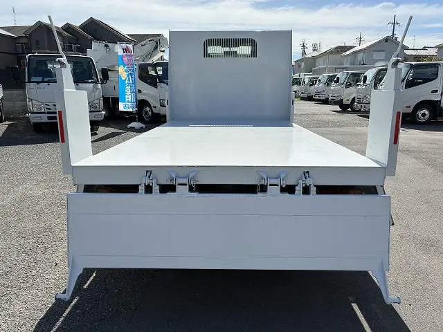 いすゞ エルフ 2RG-NKR88AT(2WD)の写真21