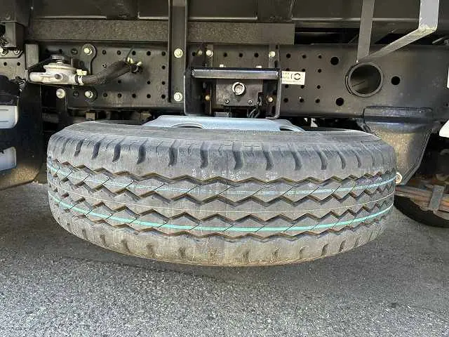 いすゞ エルフ 2RG-NKR88AT(2WD)の写真33