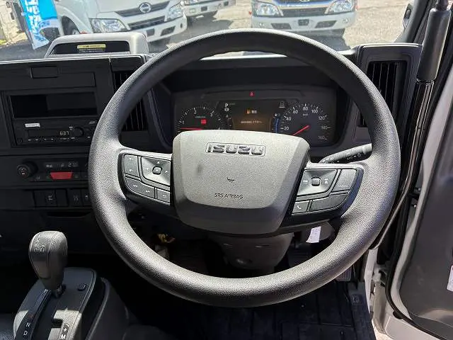 いすゞ エルフ 2RG-NKR88AT(2WD)の写真36
