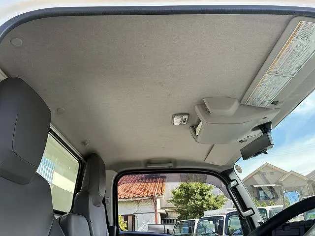 いすゞ エルフ 2RG-NKR88AT(2WD)の写真37