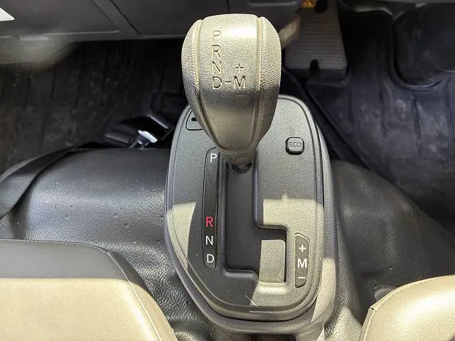 いすゞ エルフ 2RG-NKR88AT(2WD)の写真43