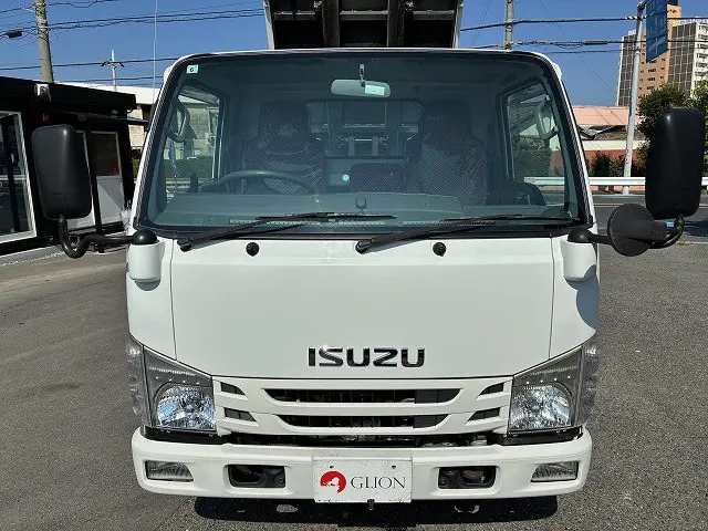 いすゞ エルフ 2RG-NKR88AD(2WD)の写真2