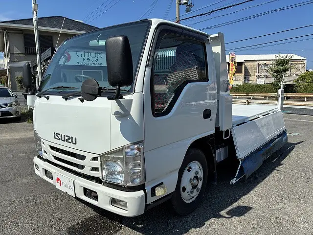 いすゞ エルフ 2RG-NKR88AD(2WD)の写真16