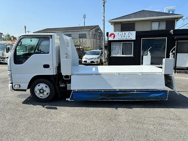 いすゞ エルフ 2RG-NKR88AD(2WD)の写真18