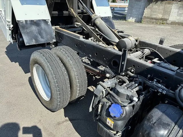 いすゞ エルフ 2RG-NKR88AD(2WD)の写真28