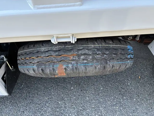 いすゞ エルフ 2RG-NKR88AD(2WD)の写真31