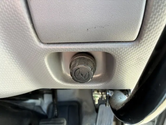 いすゞ エルフ 2RG-NKR88AD(2WD)の写真38