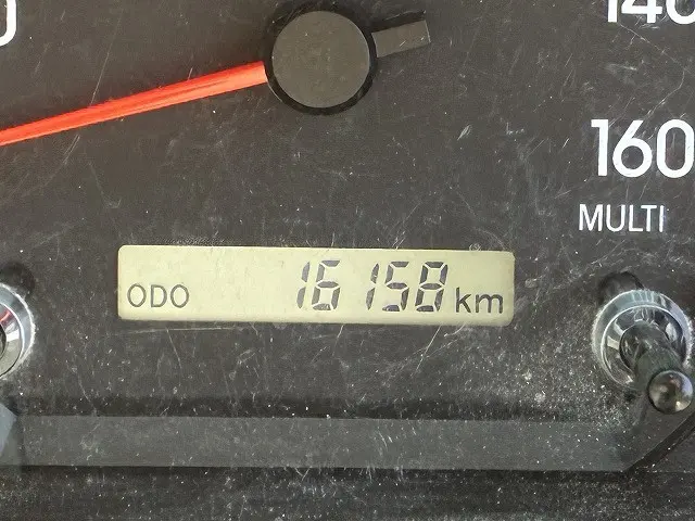 いすゞ エルフ 2RG-NKR88AD(2WD)の写真42