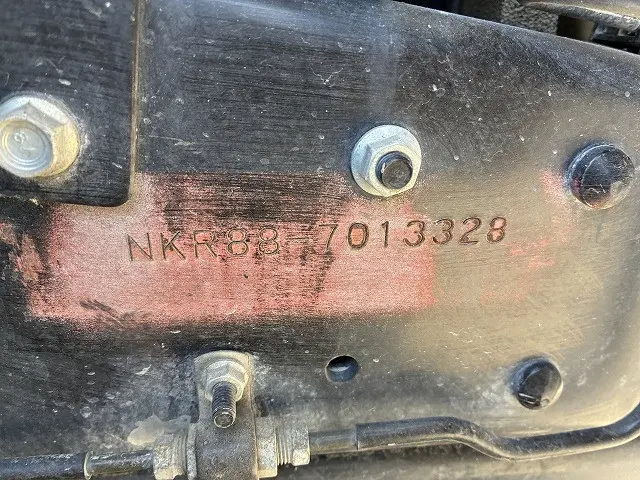 いすゞ エルフ 2RG-NKR88AD(2WD)の写真49