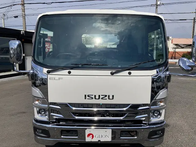 いすゞ エルフ 2RG-NPR88AN(2WD)の写真2