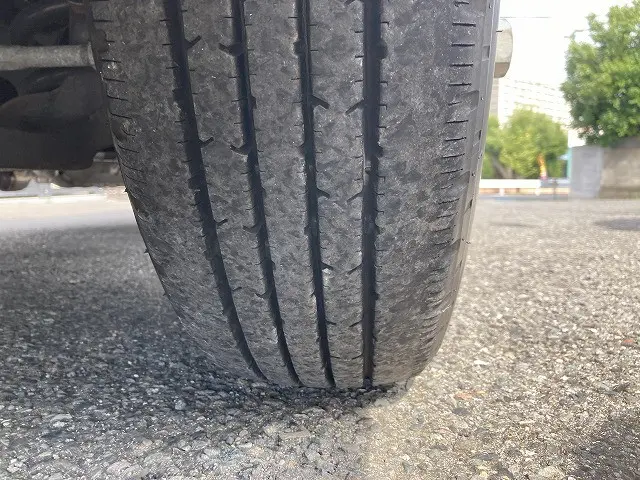 いすゞ エルフ 2RG-NPR88AN(2WD)の写真22