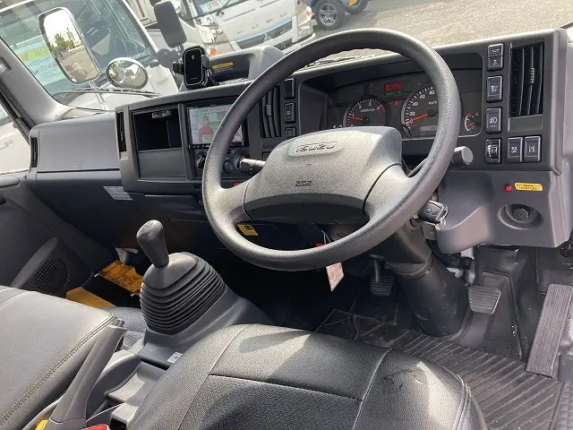 いすゞ エルフ 2RG-NPR88AN(2WD)の写真29