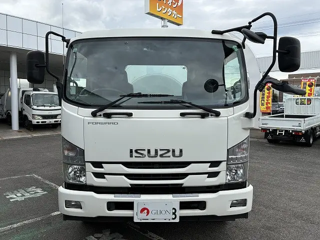 いすゞ フォワード LKG-FTR90S2(2WD)の写真2