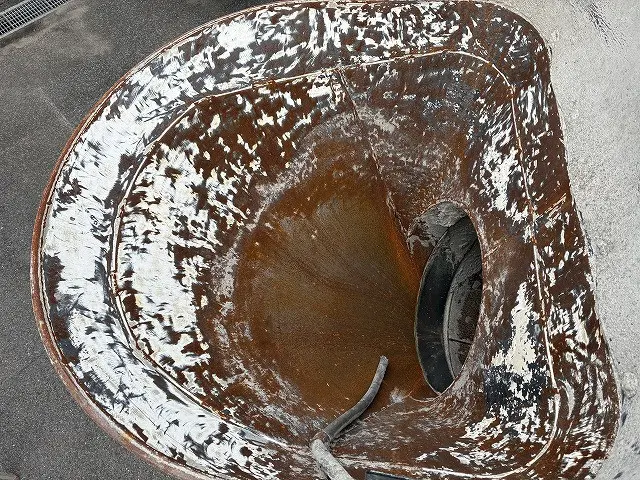 いすゞ フォワード LKG-FTR90S2(2WD)の写真12