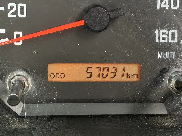 いすゞ フォワード LKG-FTR90S2(2WD)の写真35