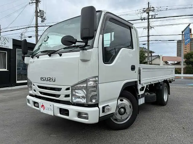いすゞ エルフ 2RG-NKR88A(2WD)の写真1