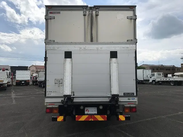 いすゞ フォワード 2PG-FRR90S2(2WD)の写真2