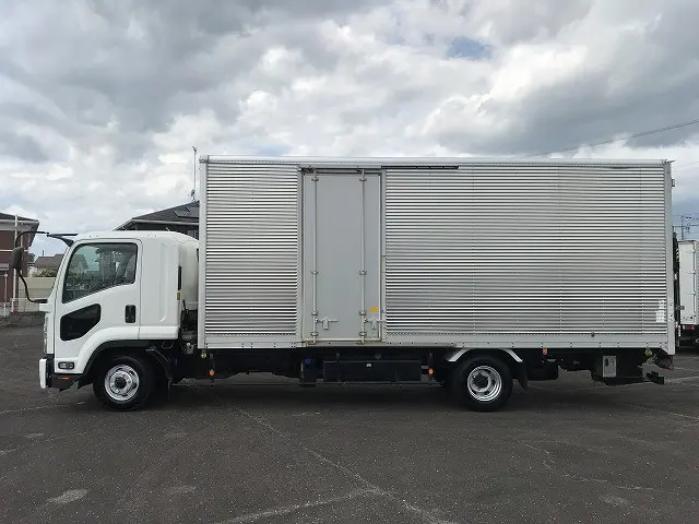 いすゞ フォワード 2PG-FRR90S2(2WD)の写真4